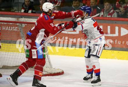 Eishockey Bundesliga. KAC gegen Innsbruck. Nicholas Eric Petersen (KAC), Lukas Baer (Innsbruck). Klagenfurt, am 1.11.2024.
Foto: Kuess
---
pressefotos, pressefotografie, kuess, qs, qspictures, sport, bild, bilder, bilddatenbank