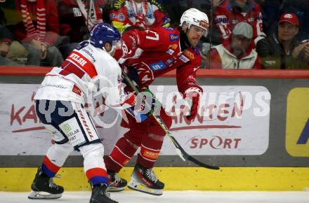 Eishockey Bundesliga. KAC gegen Innsbruck. Thomas Hundertpfund (KAC), Nicholas Welsh (Innsbruck). Klagenfurt, am 1.11.2024.
Foto: Kuess
---
pressefotos, pressefotografie, kuess, qs, qspictures, sport, bild, bilder, bilddatenbank