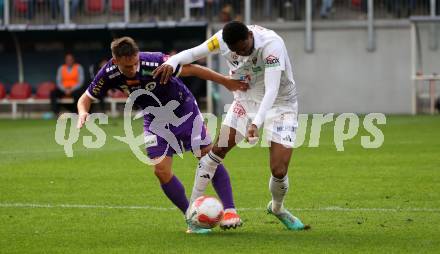 Fussball Bundesliga.  Austria Klagenfurt gegen WAC.  Tobias Koch,  (Austria Klagenfurt),  Chibuike Godfrey Nwaiwu (WAC). Klagenfurt, am 3.11.2024.
Foto: Kuess
www.qspictures.net
---
pressefotos, pressefotografie, kuess, qs, qspictures, sport, bild, bilder, bilddatenbank