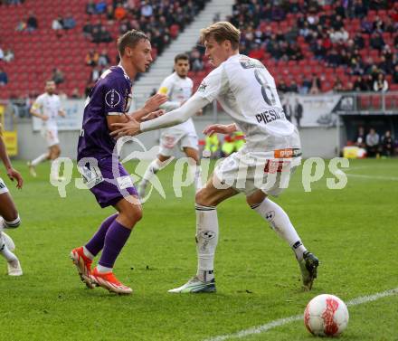 Fussball Bundesliga.  Austria Klagenfurt gegen WAC.  Tobias Koch,  (Austria Klagenfurt), Simon Piesinger   (WAC). Klagenfurt, am 3.11.2024.
Foto: Kuess
www.qspictures.net
---
pressefotos, pressefotografie, kuess, qs, qspictures, sport, bild, bilder, bilddatenbank