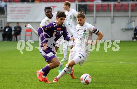 Fussball Bundesliga.  Austria Klagenfurt gegen WAC.  Ben Bobzien,  (Austria Klagenfurt),  Dominik Baumgartner (WAC). Klagenfurt, am 3.11.2024.
Foto: Kuess
www.qspictures.net
---
pressefotos, pressefotografie, kuess, qs, qspictures, sport, bild, bilder, bilddatenbank