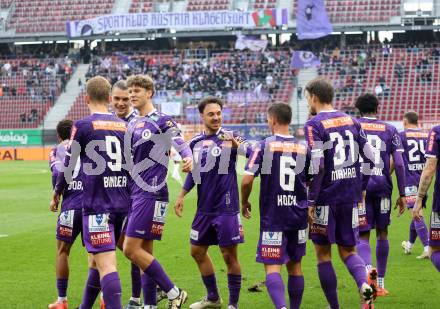 Fussball Bundesliga.  Austria Klagenfurt gegen WAC.  Torjubel  (Austria Klagenfurt).  Klagenfurt, am 3.11.2024.
Foto: Kuess
www.qspictures.net
---
pressefotos, pressefotografie, kuess, qs, qspictures, sport, bild, bilder, bilddatenbank