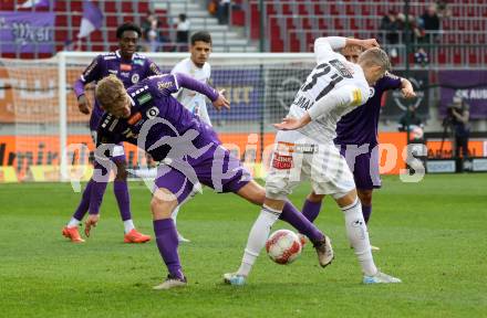 Fussball Bundesliga.  Austria Klagenfurt gegen WAC. Nicolas Binder,   (Austria Klagenfurt), Maximilian Ullmann  (WAC). Klagenfurt, am 3.11.2024.
Foto: Kuess
www.qspictures.net
---
pressefotos, pressefotografie, kuess, qs, qspictures, sport, bild, bilder, bilddatenbank