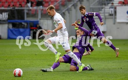 Fussball Bundesliga.  Austria Klagenfurt gegen WAC.  Niklas Szerencsi, (Austria Klagenfurt), Angelo Gattermayer   (WAC). Klagenfurt, am 3.11.2024.
Foto: Kuess
www.qspictures.net
---
pressefotos, pressefotografie, kuess, qs, qspictures, sport, bild, bilder, bilddatenbank