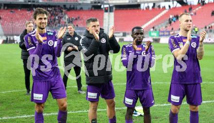 Fussball Bundesliga. SK Austria Klagenfurt gegen WAC.. Jubel Thorsten Mahrer, Christopher Wernitznig, Solomon Bonnah, Florian Jaritz (Austria Klagenfurt). Klagenfurt, am 3.11.2024
Foto: Kuess
---
pressefotos, pressefotografie, kuess, qs, qspictures, sport, bild, bilder, bilddatenbank