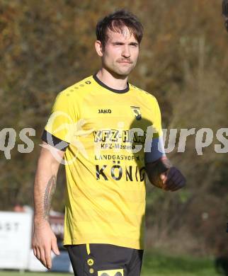 Fussball 1. Klasse D. Griffen gegen Bad St. Leonhard.  Christopher Sauerschnig  (Griffen),    Griffen, am 2.11.2024.
Foto: Kuess
www.qspictures.net
---
pressefotos, pressefotografie, kuess, qs, qspictures, sport, bild, bilder, bilddatenbank