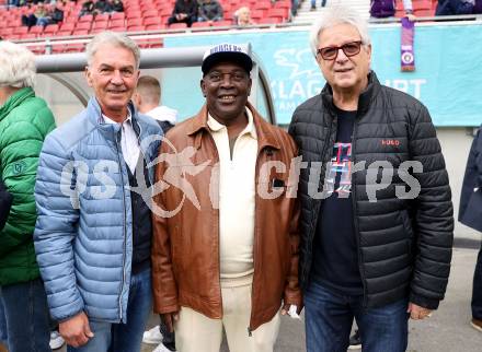 Fussball Bundesliga. SK Austria Klagenfurt gegen WAC.. Austria Klagenfurt Legenden. Hannes Haubitz, Kasim Ramadhani, Kurt Widmann. Klagenfurt, am 3.11.2024
Foto: Kuess
---
pressefotos, pressefotografie, kuess, qs, qspictures, sport, bild, bilder, bilddatenbank