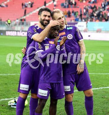 Fussball Bundesliga. SK Austria Klagenfurt gegen WAC.. Jubel Kosmas Gkezos, Solomon Bonnah, Florian Jaritz (Austria Klagenfurt). Klagenfurt, am 3.11.2024
Foto: Kuess
---
pressefotos, pressefotografie, kuess, qs, qspictures, sport, bild, bilder, bilddatenbank