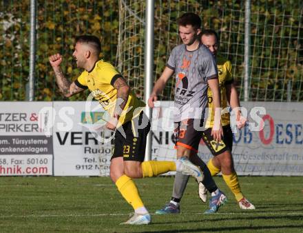 Fussball 1. Klasse D. Griffen gegen Bad St. Leonhard.  Torjubel Pascal Werner Bierbaumer  (Griffen),    Griffen, am 2.11.2024.
Foto: Kuess
www.qspictures.net
---
pressefotos, pressefotografie, kuess, qs, qspictures, sport, bild, bilder, bilddatenbank