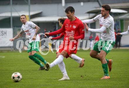 Fussball Kaerntner Liga. KAC gegen Donau.  Mihret Topcagic  (KAC),   Nikolaus Johannes Ziehaus (Donau). Klagenfurt, am 9.11.2024.
Foto: Kuess
www.qspictures.net
---
pressefotos, pressefotografie, kuess, qs, qspictures, sport, bild, bilder, bilddatenbank