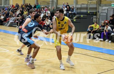 Basketball 2. Liga 2024/2025. Grunddurchgang 7. Runde. Woerthersee Piraten gegen Vienna Timberwolves.  Marin Sliskovic (Piraten),  Jamie Ikem Onyemaechi (Vienna). Klagenfurt, am 9.11.2024.
Foto: Kuess


---
pressefotos, pressefotografie, kuess, qs, qspictures, sport, bild, bilder, bilddatenbank