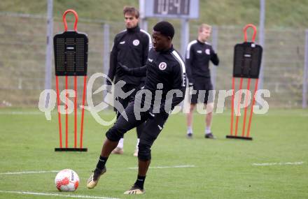 Fussball Bundesliga. SK Austria Klagenfurt.  Denzel Owusu.
Foto: Kuess
---
pressefotos, pressefotografie, kuess, qs, qspictures, sport, bild, bilder, bilddatenbank