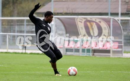 Fussball Bundesliga. SK Austria Klagenfurt.  Denzel Owusu.
Foto: Kuess
---
pressefotos, pressefotografie, kuess, qs, qspictures, sport, bild, bilder, bilddatenbank