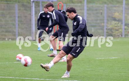 Fussball Bundesliga. SK Austria Klagenfurt. Training.   Simon Straudi.
Foto: Kuess
---
pressefotos, pressefotografie, kuess, qs, qspictures, sport, bild, bilder, bilddatenbank