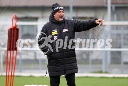 Fussball Bundesliga. SK Austria Klagenfurt. Training.   Trainer Peter Pacult.
Foto: Kuess
---
pressefotos, pressefotografie, kuess, qs, qspictures, sport, bild, bilder, bilddatenbank