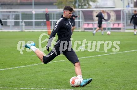 Fussball Bundesliga. SK Austria Klagenfurt. Training.   David Toshevski.
Foto: Kuess
---
pressefotos, pressefotografie, kuess, qs, qspictures, sport, bild, bilder, bilddatenbank