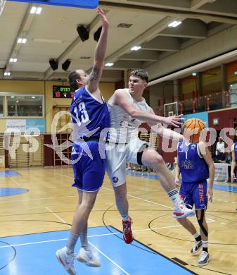 Basketball 2. Liga 2024/2025. Grunddurchgang 8. Runde. KOS Celovec gegen Kufstein Towers.   Enes Avdic (KOS), Fabio Thaler  (Kufstein). Klagenfurt, am 16.11.2024.
Foto: Kuess


---
pressefotos, pressefotografie, kuess, qs, qspictures, sport, bild, bilder, bilddatenbank