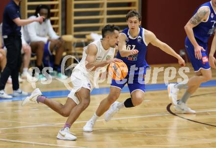 Basketball 2. Liga 2024/2025. Grunddurchgang 8. Runde. KOS Celovec gegen Kufstein Towers.   Mauro Gerszke (KOS),  Patrick Fister (Kufstein). Klagenfurt, am 16.11.2024.
Foto: Kuess


---
pressefotos, pressefotografie, kuess, qs, qspictures, sport, bild, bilder, bilddatenbank