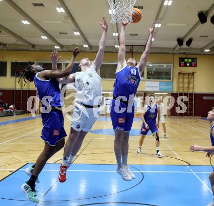 Basketball 2. Liga 2024/2025. Grunddurchgang 8. Runde. KOS Celovec gegen Kufstein Towers.   Enes Avdic (KOS), Arthur Noba, Fabio Thaler  (Kufstein). Klagenfurt, am 16.11.2024.
Foto: Kuess


---
pressefotos, pressefotografie, kuess, qs, qspictures, sport, bild, bilder, bilddatenbank