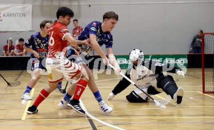 Floorball Derby KAC  gegen VSV Unihockey.   Nagy Albert, Obereder Maximilian,  (KAC),  Forelli Nino  (VSV). Klagenfurt, am 16.11.2024.
Foto: Kuess
www.qspictures.net
---
pressefotos, pressefotografie, kuess, qs, qspictures, sport, bild, bilder, bilddatenbank