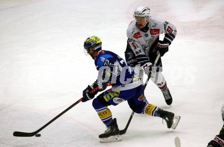 Eishockey ICE Bundesliga. VSV gegen Fehervar.  John Hughes  (VSV), Timothy Campbell (Fehervar). Villach, am 20.11.2024.
Foto: Kuess
---
pressefotos, pressefotografie, kuess, qs, qspictures, sport, bild, bilder, bilddatenbank