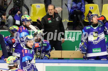 Eishockey ICE Bundesliga. VSV gegen Fehervar.  Trainer Trau Tuomie  (VSV) Villach, am 20.11.2024.
Foto: Kuess
---
pressefotos, pressefotografie, kuess, qs, qspictures, sport, bild, bilder, bilddatenbank