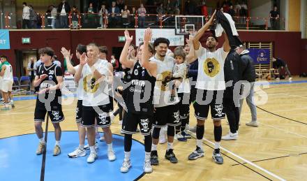 Basketball 2. Liga 2024/2025. Grunddurchgang 9. Runde. KOS Celovec gegen Woerthersee Piraten. Jubel (Woerthersee Piraten). Klagenfurt, am 22.11.2024.
Foto: Kuess


---
pressefotos, pressefotografie, kuess, qs, qspictures, sport, bild, bilder, bilddatenbank