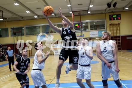 Basketball 2. Liga 2024/2025. Grunddurchgang 9. Runde. KOS Celovec gegen Woerthersee Piraten.  Niklas Michel (KOS),  Jan-Arne Apschner (Woerthersee Piraten). Klagenfurt, am 22.11.2024.
Foto: Kuess


---
pressefotos, pressefotografie, kuess, qs, qspictures, sport, bild, bilder, bilddatenbank