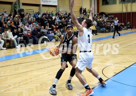 Basketball 2. Liga 2024/2025. Grunddurchgang 9. Runde. KOS Celovec gegen Woerthersee Piraten.  Niklas Michel (KOS), Shawn L. Ray   (Woerthersee Piraten). Klagenfurt, am 22.11.2024.
Foto: Kuess


---
pressefotos, pressefotografie, kuess, qs, qspictures, sport, bild, bilder, bilddatenbank