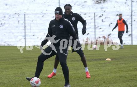 Fussball Bundesliga. Training.  SK Austria Klagenfurt.  Martin Hinteregger. Klagenfurt, am 26.11.2024.
Foto: Kuess
---
pressefotos, pressefotografie, kuess, qs, qspictures, sport, bild, bilder, bilddatenbank