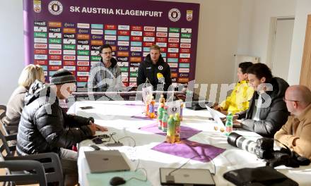 Fussball Bundesliga. Pressekonferenz. SK Austria Klagenfurt. Marco Walter, Martin Hinteregger. Klagenfurt, am 26.11.2024.
Foto: Kuess
---
pressefotos, pressefotografie, kuess, qs, qspictures, sport, bild, bilder, bilddatenbank