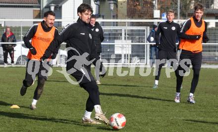 Fussball Bundesliga. Training.  SK Austria Klagenfurt.  Thorsten Mahrer. Klagenfurt, am 26.11.2024.
Foto: Kuess
---
pressefotos, pressefotografie, kuess, qs, qspictures, sport, bild, bilder, bilddatenbank