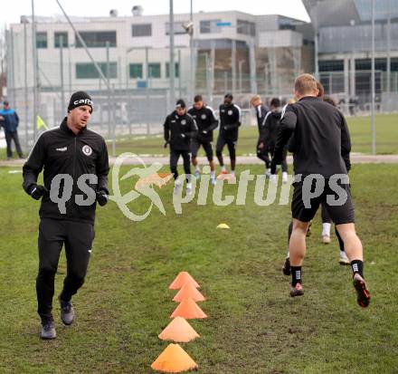 Fussball Bundesliga. Training.  SK Austria Klagenfurt.  Martin Hinteregger. Klagenfurt, am 26.11.2024.
Foto: Kuess
---
pressefotos, pressefotografie, kuess, qs, qspictures, sport, bild, bilder, bilddatenbank