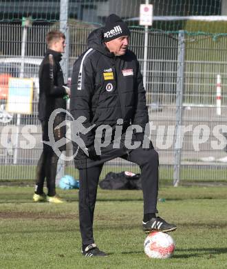 Fussball Bundesliga. Training.  SK Austria Klagenfurt.  Trainer Peter Pacult. Klagenfurt, am 26.11.2024.
Foto: Kuess
---
pressefotos, pressefotografie, kuess, qs, qspictures, sport, bild, bilder, bilddatenbank