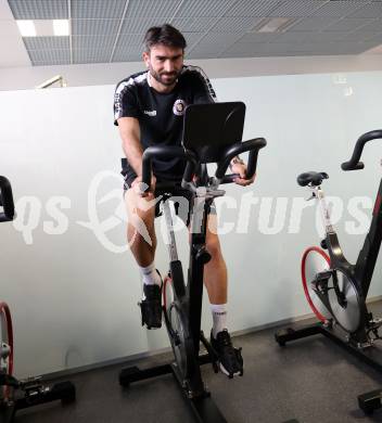 Fussball Bundesliga. Training.  SK Austria Klagenfurt.  Kosmas Gkezos. Klagenfurt, am 28.11.2024.
Foto: Kuess
---
pressefotos, pressefotografie, kuess, qs, qspictures, sport, bild, bilder, bilddatenbank