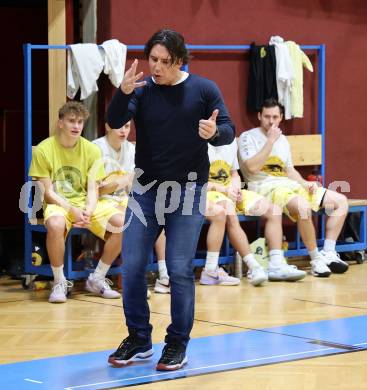 Basketball 2. Liga 2024/2025. Grunddurchgang 10. Runde.  Woerthersee Piraten gegen Mattersburg Rocks.  Trainer Andreas Kuttnig  (Woerthersee Piraten),  Klagenfurt, am 30.11.2024.
Foto: Kuess


---
pressefotos, pressefotografie, kuess, qs, qspictures, sport, bild, bilder, bilddatenbank