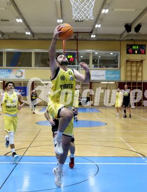 Basketball 2. Liga 2024/2025. Grunddurchgang 10. Runde.  Woerthersee Piraten gegen Mattersburg Rocks.    Marin Sliskovic (Woerthersee Piraten),   Klagenfurt, am 30.11.2024.
Foto: Kuess


---
pressefotos, pressefotografie, kuess, qs, qspictures, sport, bild, bilder, bilddatenbank