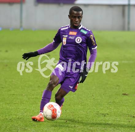 Fussball Bundesliga. SK  Austria Klagenfurt gegen WSG Tirol. Solomon Bonnah (Klagenfurt). Klagenfurt, am 1.12.2024.
Foto: Kuess
---
pressefotos, pressefotografie, kuess, qs, qspictures, sport, bild, bilder, bilddatenbank