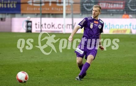 Fussball Bundesliga. SK  Austria Klagenfurt gegen WSG Tirol. Christopher Cvetko (Klagenfurt). Klagenfurt, am 1.12.2024.
Foto: Kuess
---
pressefotos, pressefotografie, kuess, qs, qspictures, sport, bild, bilder, bilddatenbank