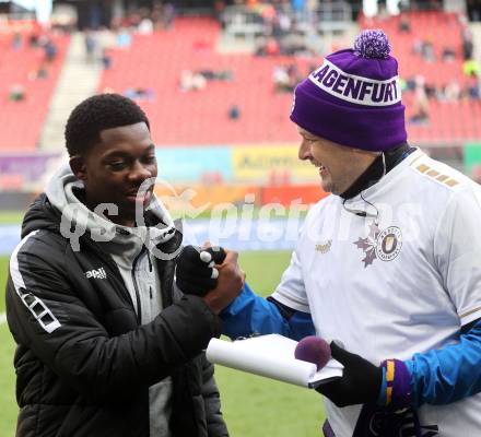 Fussball Bundesliga. SK  Austria Klagenfurt gegen WSG Tirol. Denzel Owusu, Patrick Jochum  (Klagenfurt). Klagenfurt, am 1.12.2024.
Foto: Kuess
---
pressefotos, pressefotografie, kuess, qs, qspictures, sport, bild, bilder, bilddatenbank