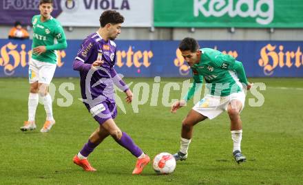 Fussball Bundesliga. SK  Austria Klagenfurt gegen WSG Tirol. Ben Bobzien (Klagenfurt), Dem Uestuendag (Tirol). Klagenfurt, am 1.12.2024.
Foto: Kuess
---
pressefotos, pressefotografie, kuess, qs, qspictures, sport, bild, bilder, bilddatenbank