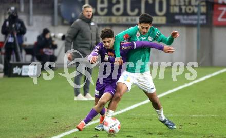 Fussball Bundesliga. SK  Austria Klagenfurt gegen WSG Tirol. Ben Bobzien (Klagenfurt), Cem Uestuendag (Tirol). Klagenfurt, am 1.12.2024.
Foto: Kuess
---
pressefotos, pressefotografie, kuess, qs, qspictures, sport, bild, bilder, bilddatenbank