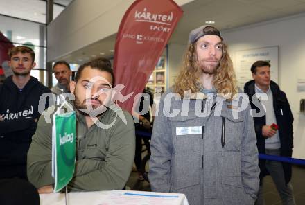 Kaernten Sport. Package Uebergabe. Valentin Pezzei, Philipp Mischkulnig.
Foto: Kuess
---
pressefotos, pressefotografie, kuess, qs, qspictures, sport, bild, bilder, bilddatenbank