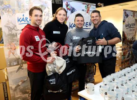 Kaernten Sport. Package Uebergabe.  Stefan Heincz, Marijana Delic, Kevin Kronewetter, Stefan Weitensfelder. Klagenfurt, 3.12.2024.
Foto: Kuess
---
pressefotos, pressefotografie, kuess, qs, qspictures, sport, bild, bilder, bilddatenbank