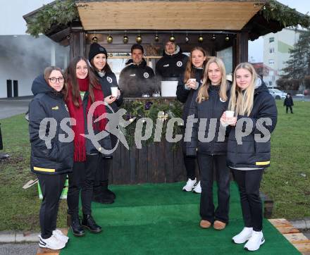 Fussball Bundesliga. SK Austria Klagenfurt. Viola Weihnachtswunsch-Aktion. Marc Bamberger, Simon Spari. Klagenfurt, am 6.12.2024.
Foto: Kuess
---
pressefotos, pressefotografie, kuess, qs, qspictures, sport, bild, bilder, bilddatenbank