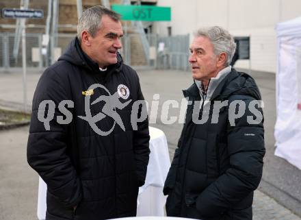 Fussball Bundesliga. SK Austria Klagenfurt. Viola Weihnachtswunsch-Aktion. Robert Micheu, Hannes Haubitz. Klagenfurt, am 6.12.2024.
Foto: Kuess
---
pressefotos, pressefotografie, kuess, qs, qspictures, sport, bild, bilder, bilddatenbank