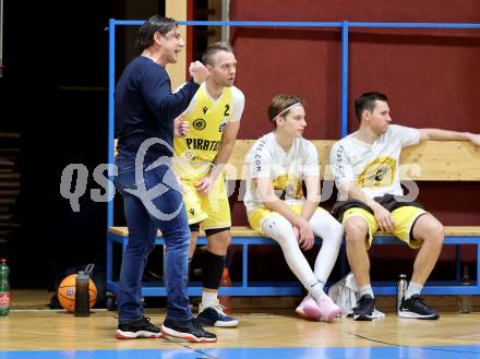 Basketball 2. Liga 2024/2025. Grunddurchgang 11. Runde.  Woerthersee Piraten gegen BBU Salzburg.  Trainer Andreas Kuttnig  (Woerthersee Piraten),  Klagenfurt, am 7.12.2024.
Foto: Kuess


---
pressefotos, pressefotografie, kuess, qs, qspictures, sport, bild, bilder, bilddatenbank