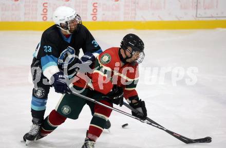 Eishockey. AHC Division 2 Ost.. Lendhafen Seeloewen gegen Reifnitz Trouts  Armin Kreiner Seeloewen), Nico Toff (Reifnitz).. Ferlach, am 15.12.2024.
Foto: Kuess
---
pressefotos, pressefotografie, kuess, qs, qspictures, sport, bild, bilder, bilddatenbank