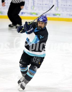 Eishockey. AHC Division 2 Ost.. Lendhafen Seeloewen gegen Reifnitz Trouts. Daniel Wachter (Seeloewen).. Ferlach, am 15.12.2024.
Foto: Kuess
---
pressefotos, pressefotografie, kuess, qs, qspictures, sport, bild, bilder, bilddatenbank