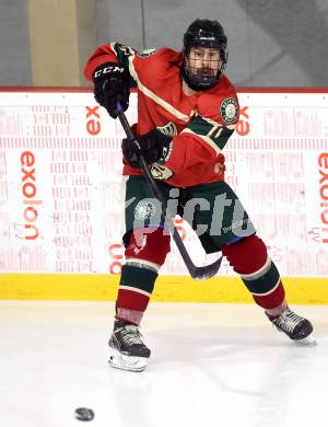 Eishockey. AHC Division 2 Ost.. Lendhafen Seeloewen gegen Reifnitz Trouts. Nico Toff (Reifnitz).. Ferlach, am 15.12.2024.
Foto: Kuess
---
pressefotos, pressefotografie, kuess, qs, qspictures, sport, bild, bilder, bilddatenbank